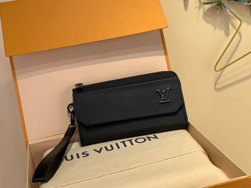 ES - LOV Wallet - 693