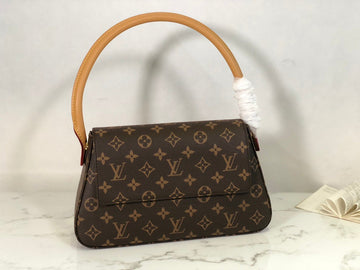 ES - LOV Women Bag - 883