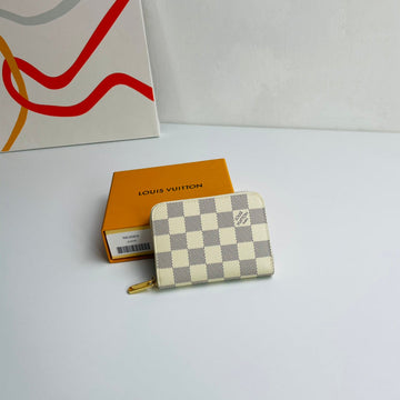 ES - LOV Wallet - 1080