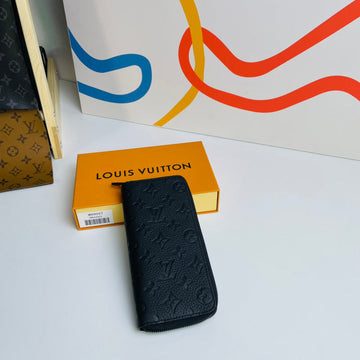 ES - LOV Wallet - 1217