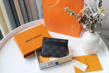 ES - LOV Wallet - 351