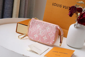 ES - LOV Wallet - 683