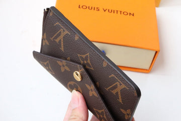 ES - LOV Wallet - 381