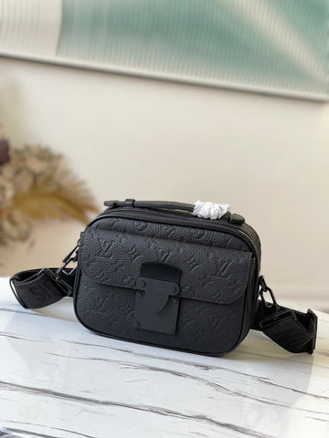 ES - LOV Women Bag - 2045